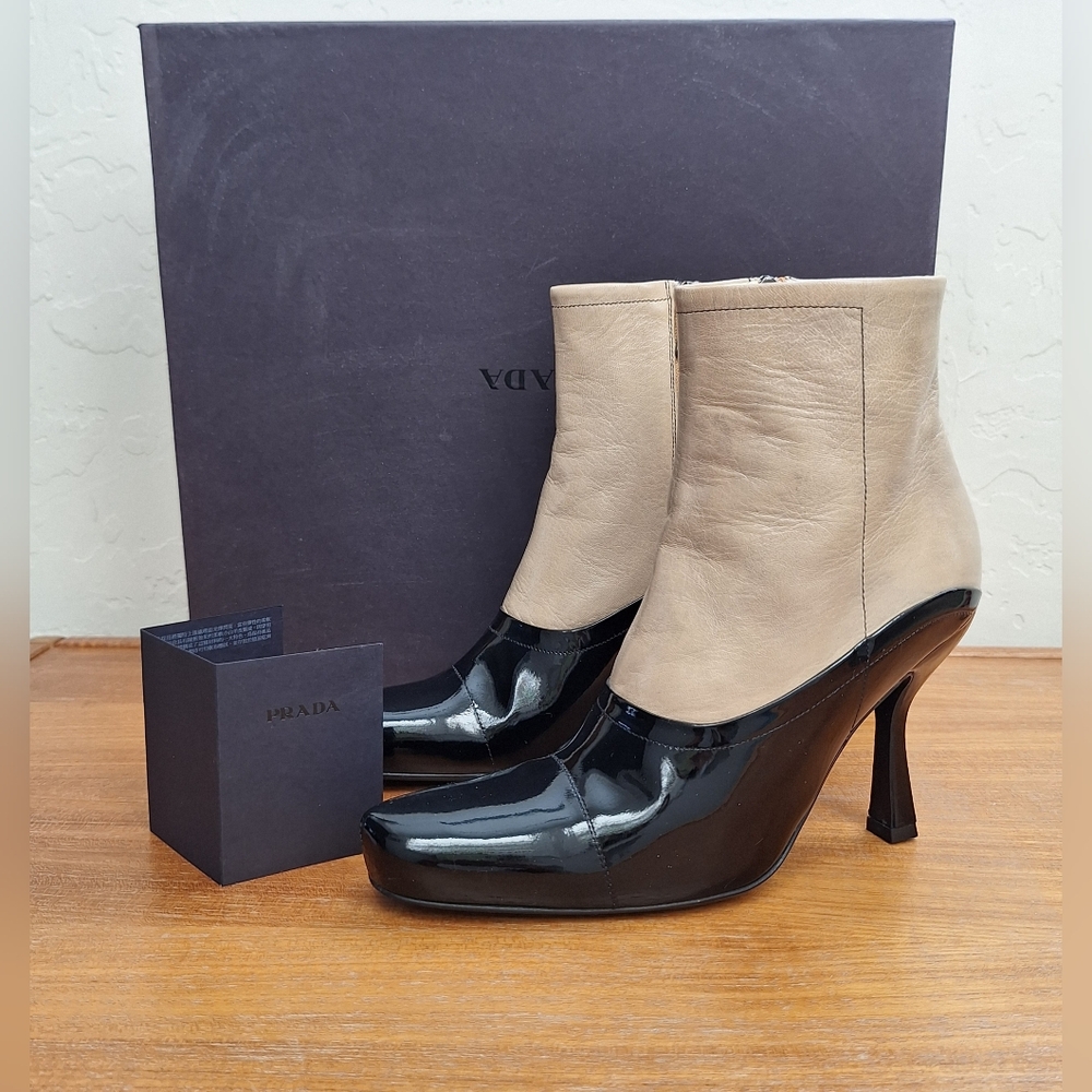 Vintage Prada Two Tone Boots Calfskin Leather Victorian Steampunk Womens 6 NEW - Picture 3 of 16